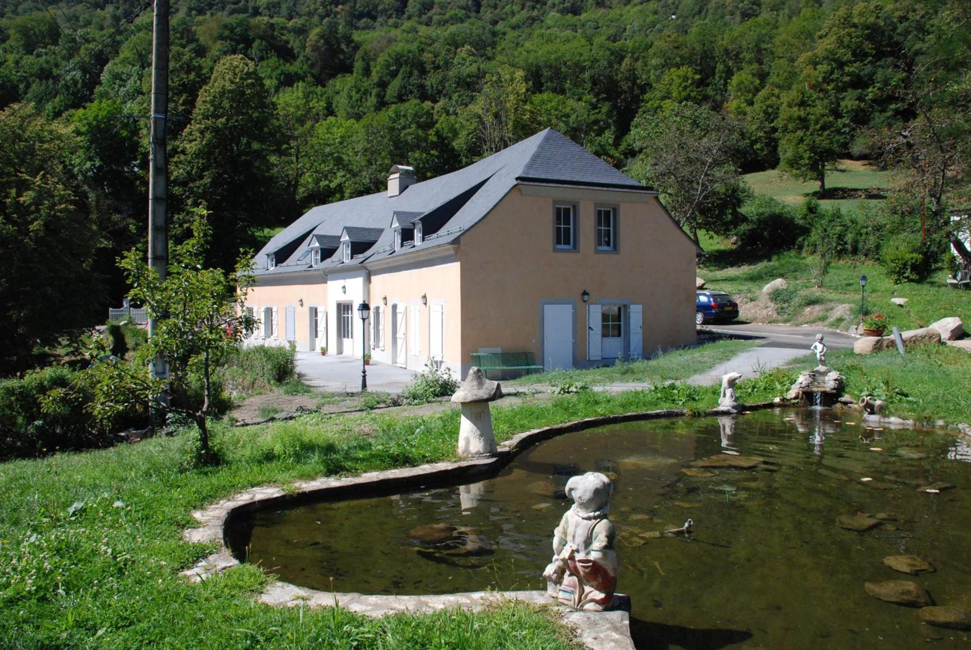 Les Gites Du Pla De Moura Luz-Saint-Sauveur Eksteriør billede